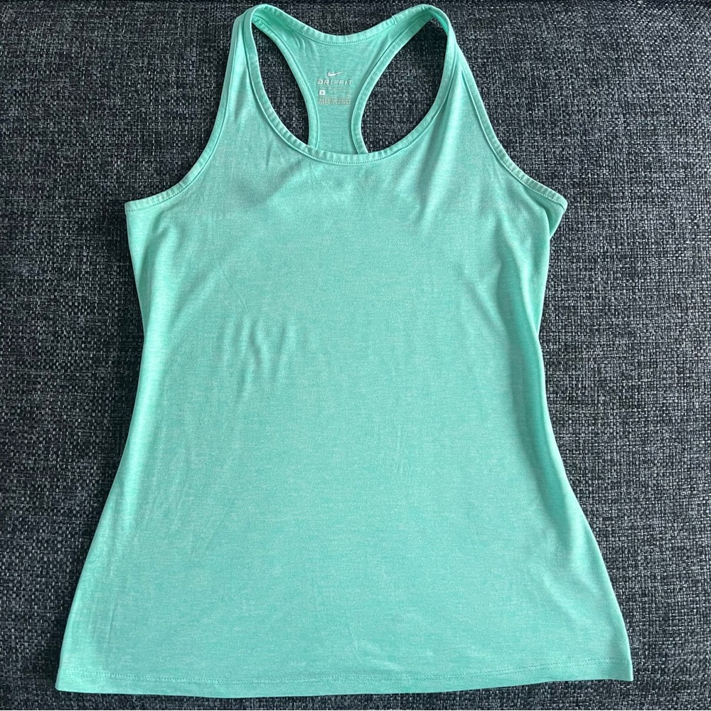 Nike Women’s Active Tank Top Size Small